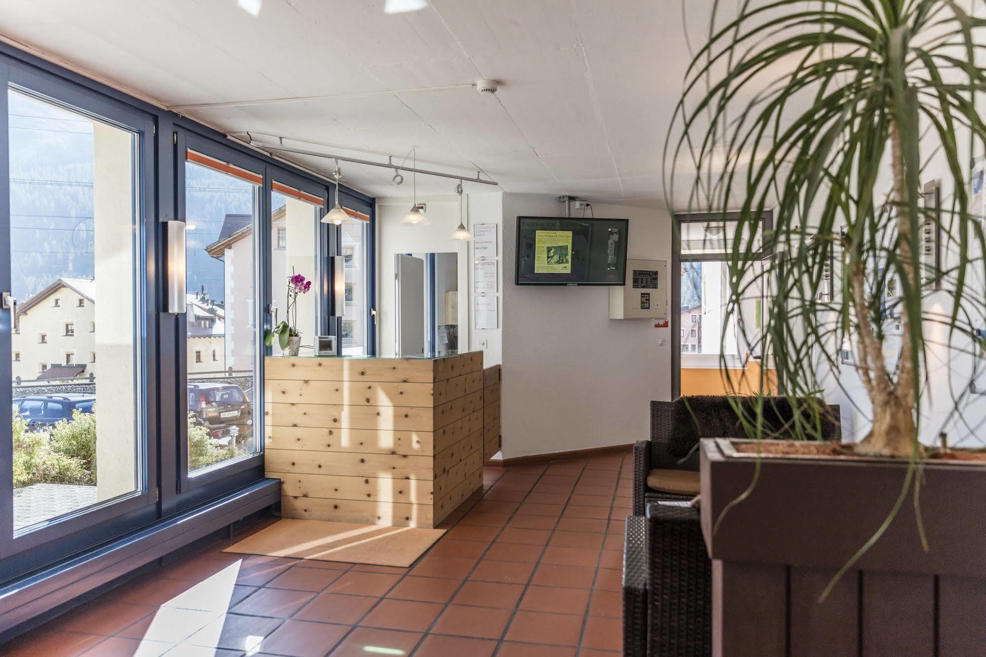 Gaestehaus Convict Zuoz Exteriör bild